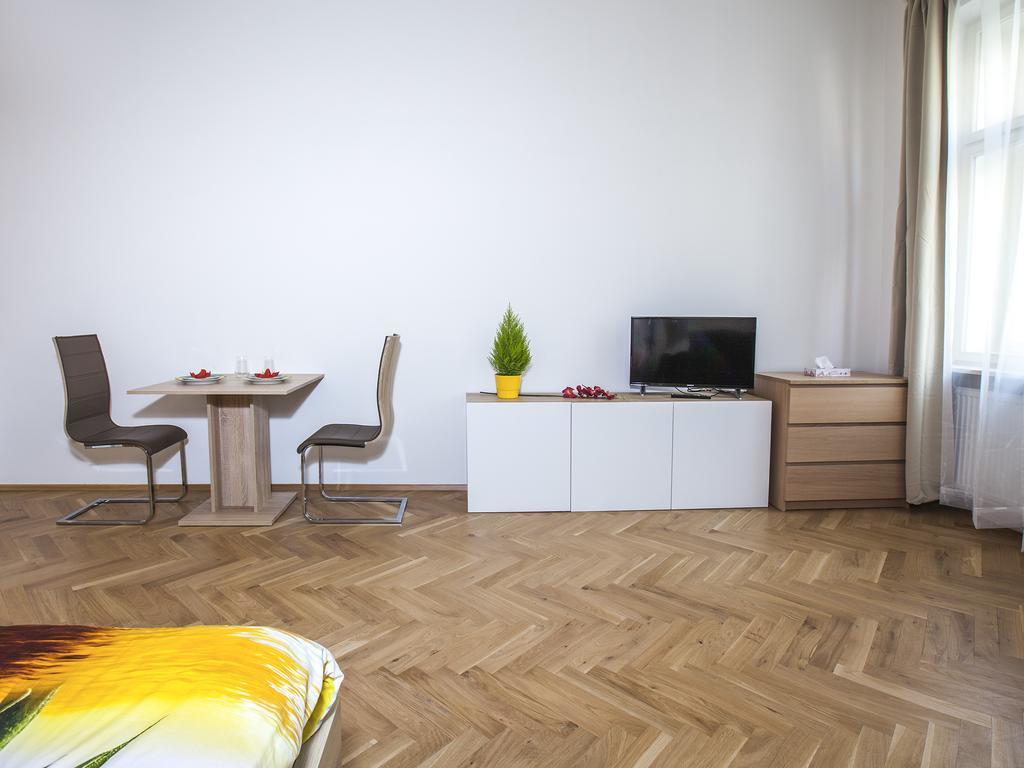 Beautiful Central Apartment Thámova Prague Extérieur photo